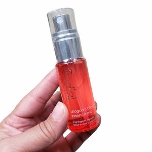 Rodial Dragons Blood Essence Mist 1 oz